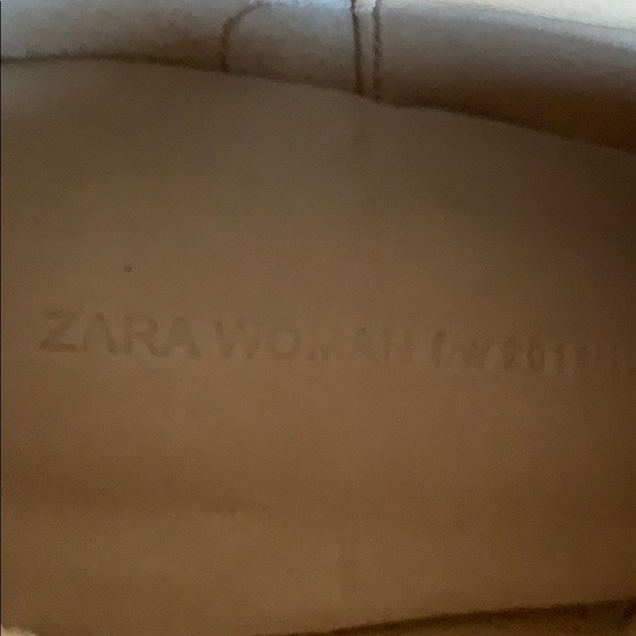 Zara WOMAN Tan Suede Ruffle Booties - Picture 14 of 15